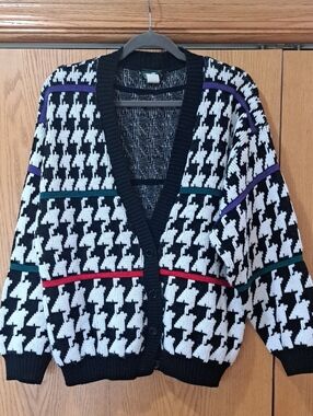 Vintage 80s Cabin Creek Black & White Houndstooth Button Cardigan